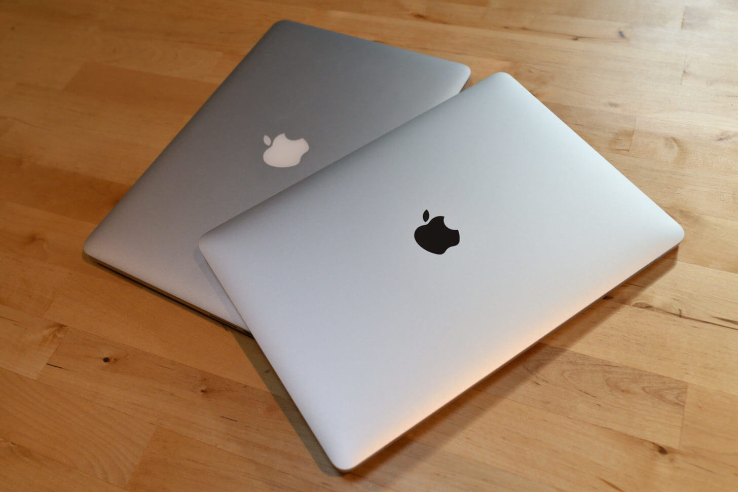 新旧MacBook Pro 13インチ