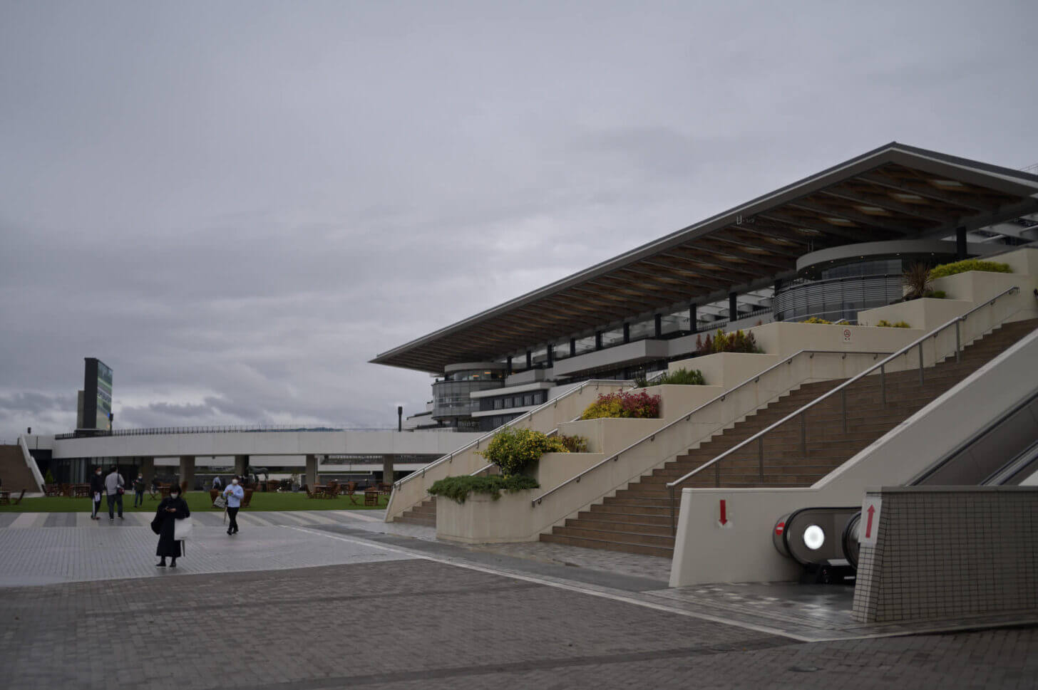 新装京都競馬場