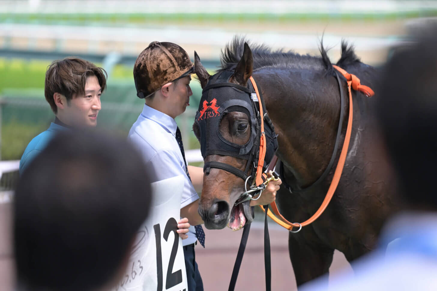 ウォーターハウス初勝利 ウイナーズサークルにて