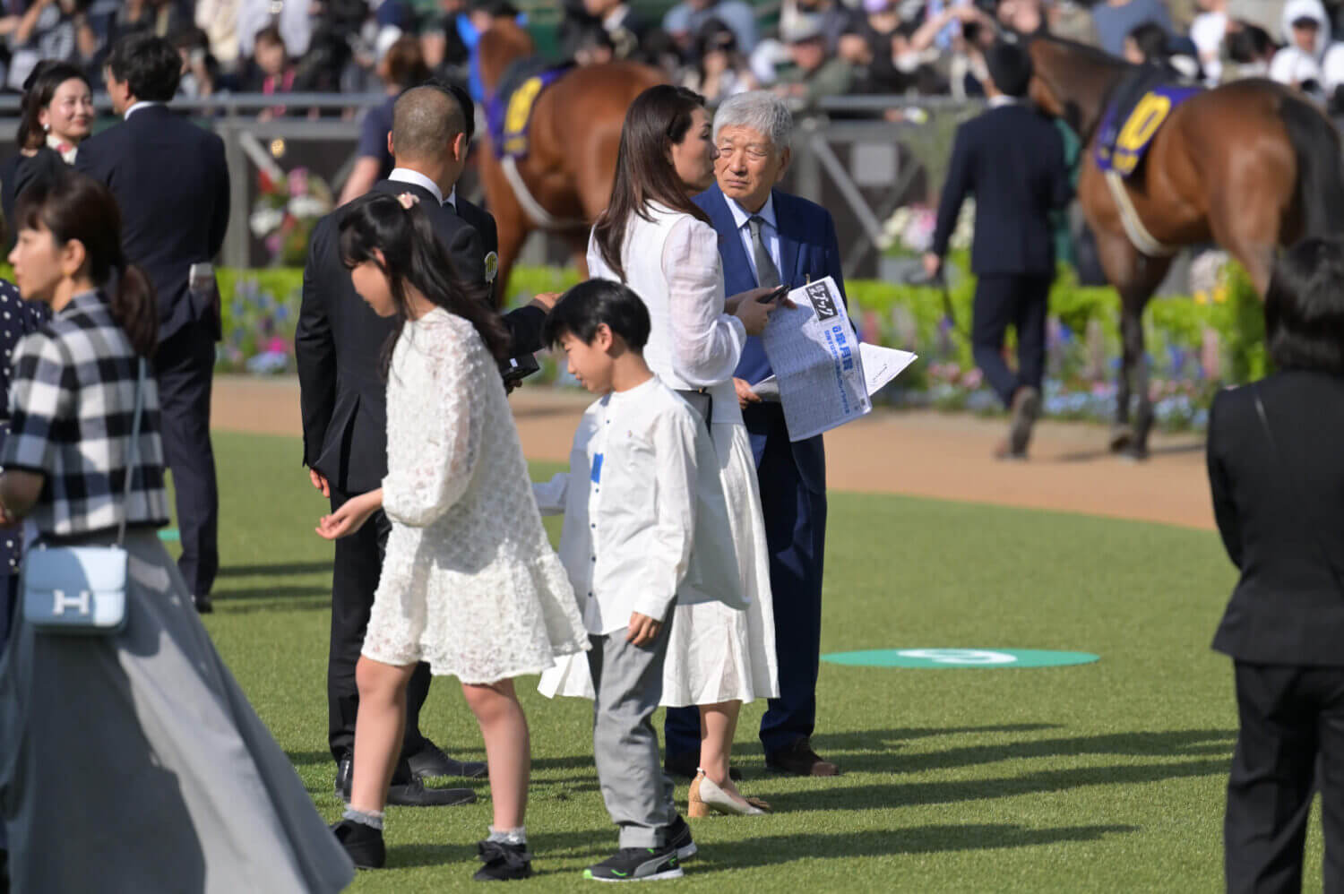 ジャンタルマンタル 皐月賞パドックでの吉田照哉氏