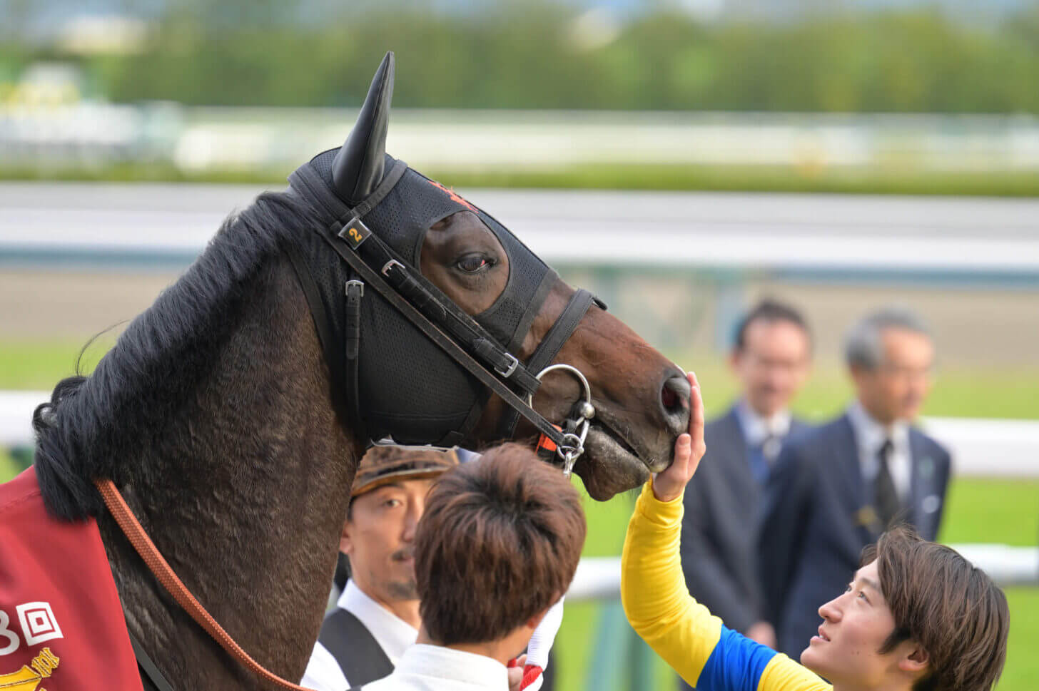 ジャンタルマンタル デイリー杯2歳Sウィナーズサークルにて