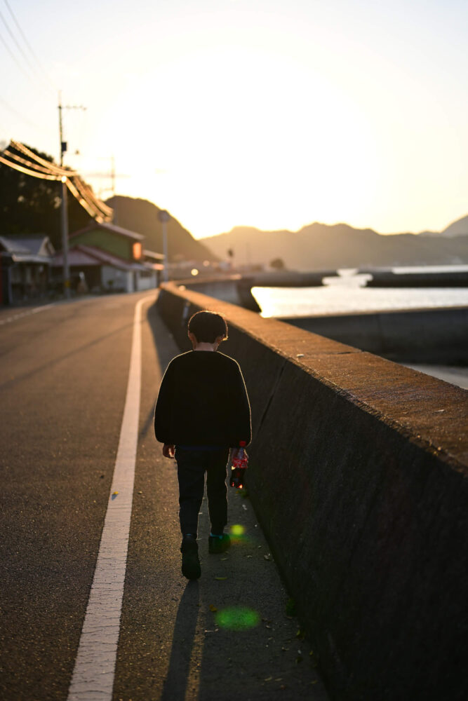 上弓削地区を抜けたあたりの海岸線での夕陽